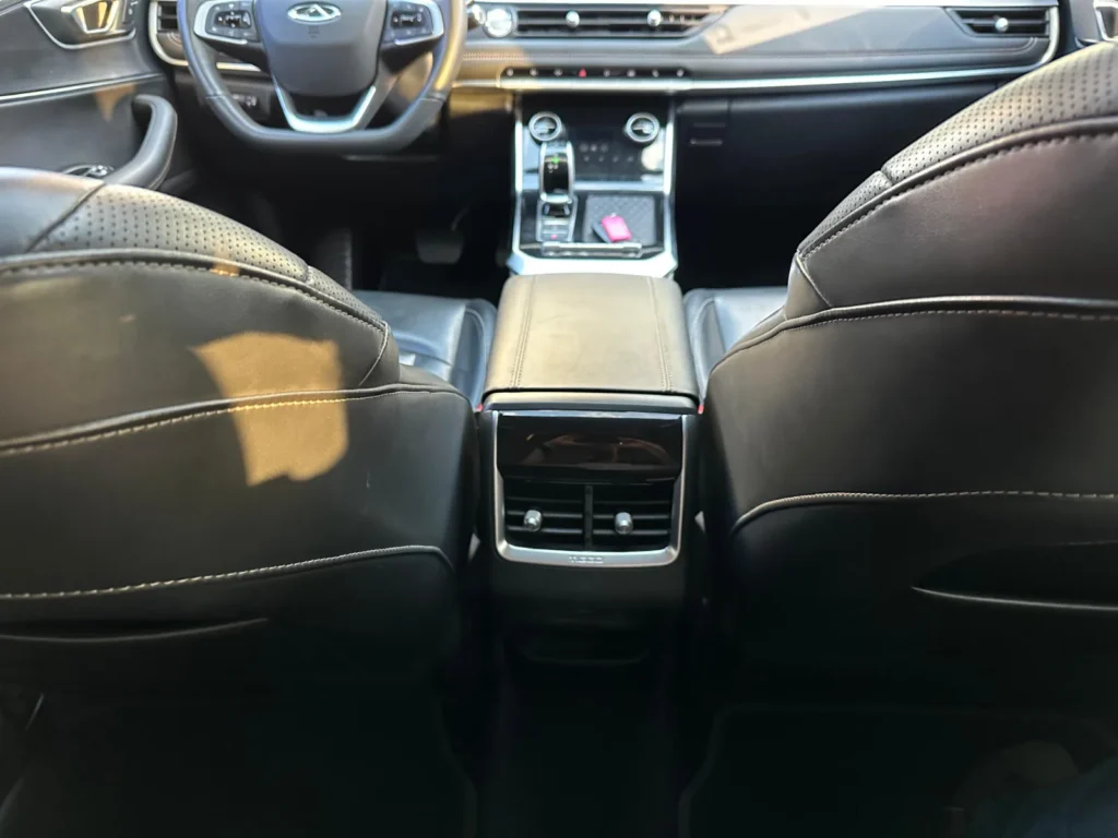 Chery Tiggo 8 seminovo à venda na Venâncio Veículos em Goiânia