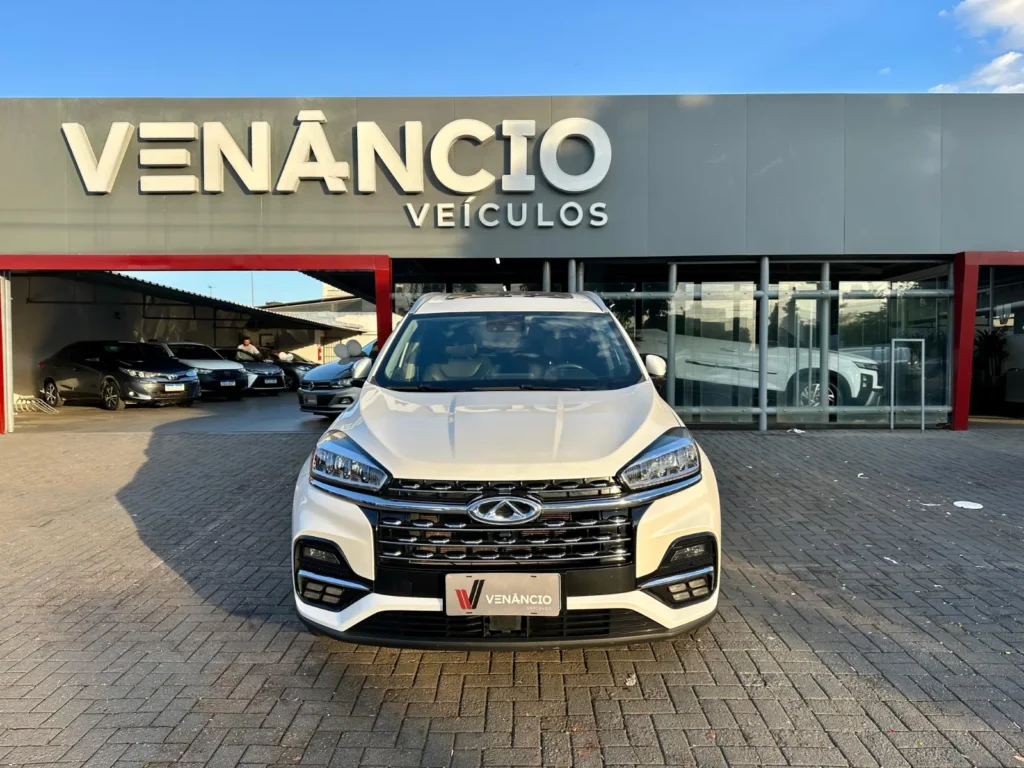 Chery Tiggo 8 seminovo à venda na Venâncio Veículos em Goiânia