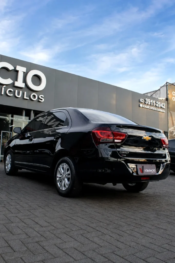 Chevrolet Cobalt ELI seminovo à venda na Venâncio Veículos em Goiânia