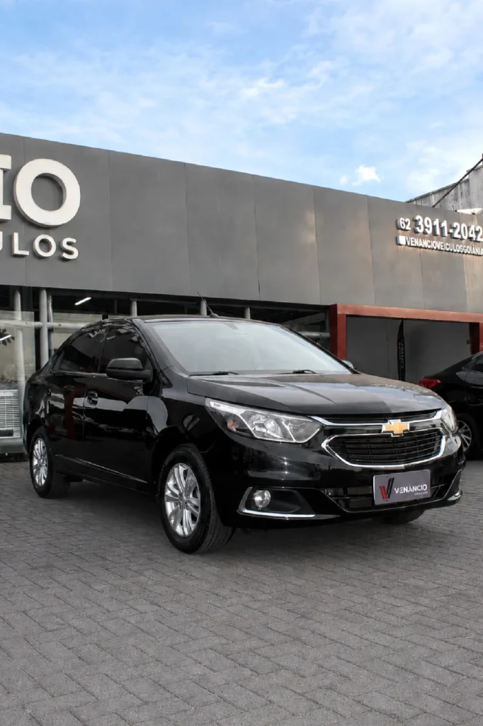 Chevrolet Cobalt ELI seminovo à venda na Venâncio Veículos em Goiânia
