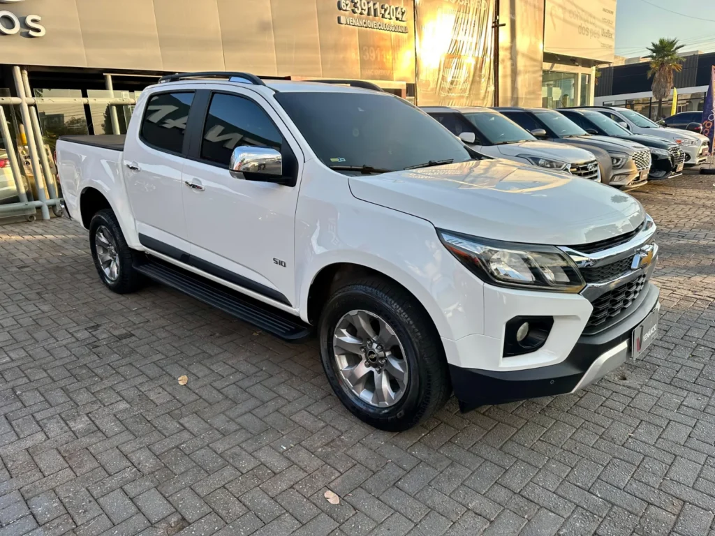 Chevrolet S10 LTZ FLEX LTZ seminovo à venda na Venâncio Veículos em Goiânia