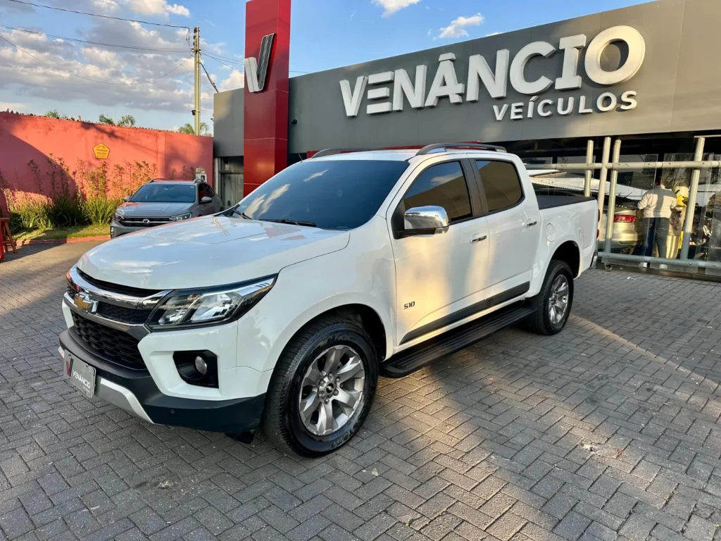 Chevrolet S10 LTZ FLEX LTZ seminovo à venda na Venâncio Veículos em Goiânia
