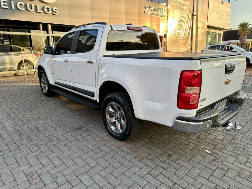 Chevrolet S10 LTZ FLEX LTZ seminovo à venda na Venâncio Veículos em Goiânia