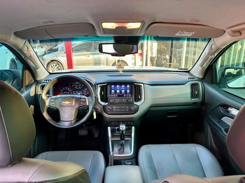 Chevrolet S10 LTZ FLEX LTZ seminovo à venda na Venâncio Veículos em Goiânia