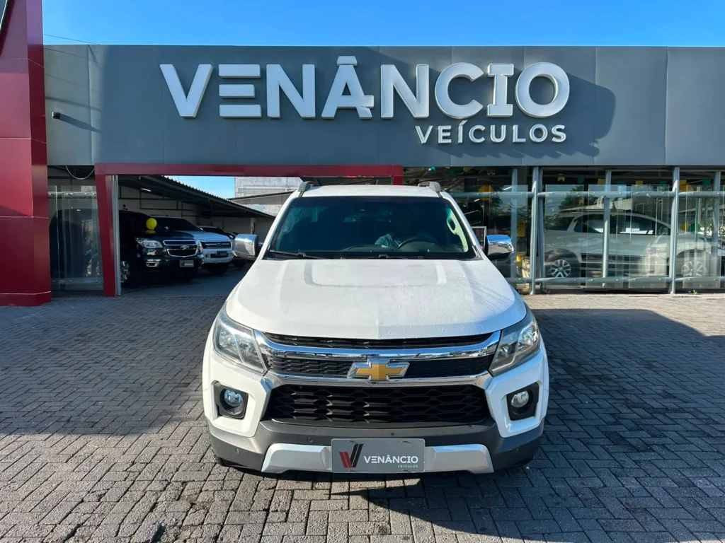 Chevrolet S10 LTZ FLEX LTZ seminovo à venda na Venâncio Veículos em Goiânia