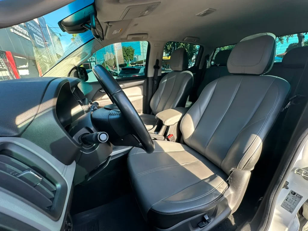 Chevrolet S10 LTZ FLEX LTZ seminovo à venda na Venâncio Veículos em Goiânia
