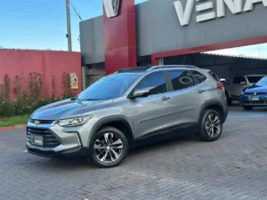 Tracker 12T usado à venda na Venâncio Veículos em Goiânia