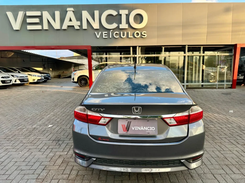 Honda City EX CVT seminovo à venda na Venâncio Veículos em Goiânia