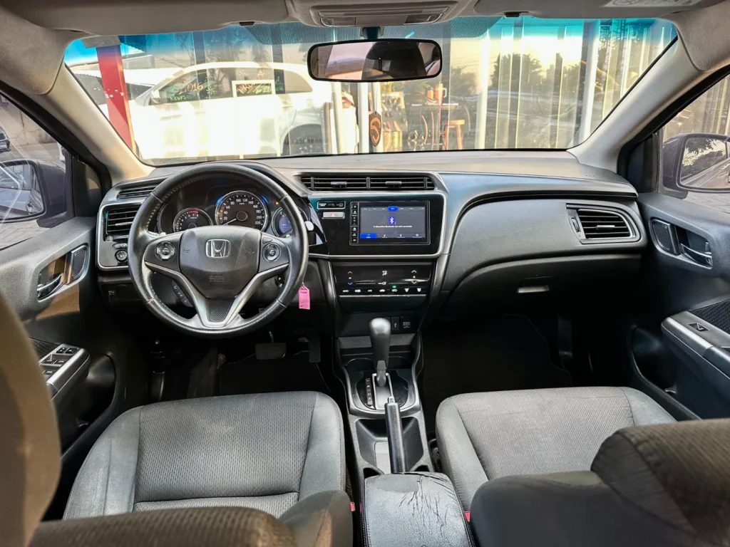 Honda City EX CVT seminovo à venda na Venâncio Veículos em Goiânia