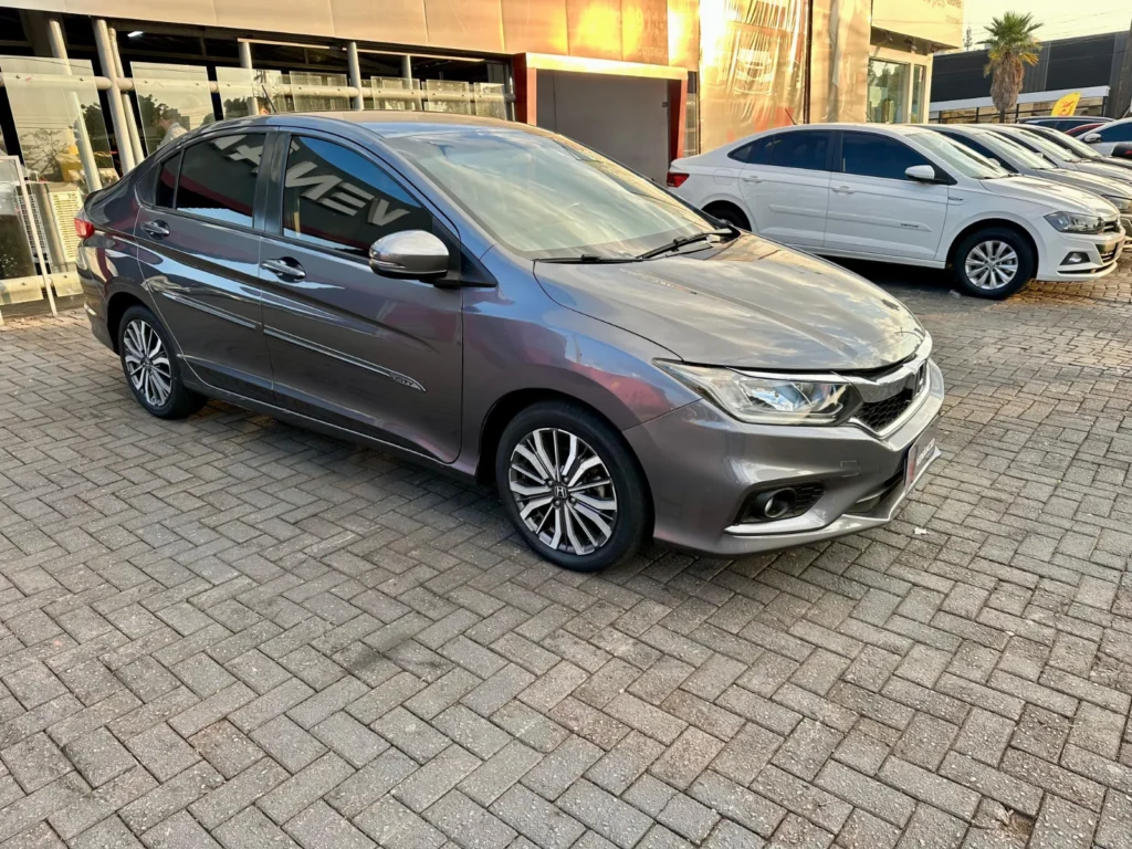 Honda City EX CVT seminovo à venda na Venâncio Veículos em Goiânia