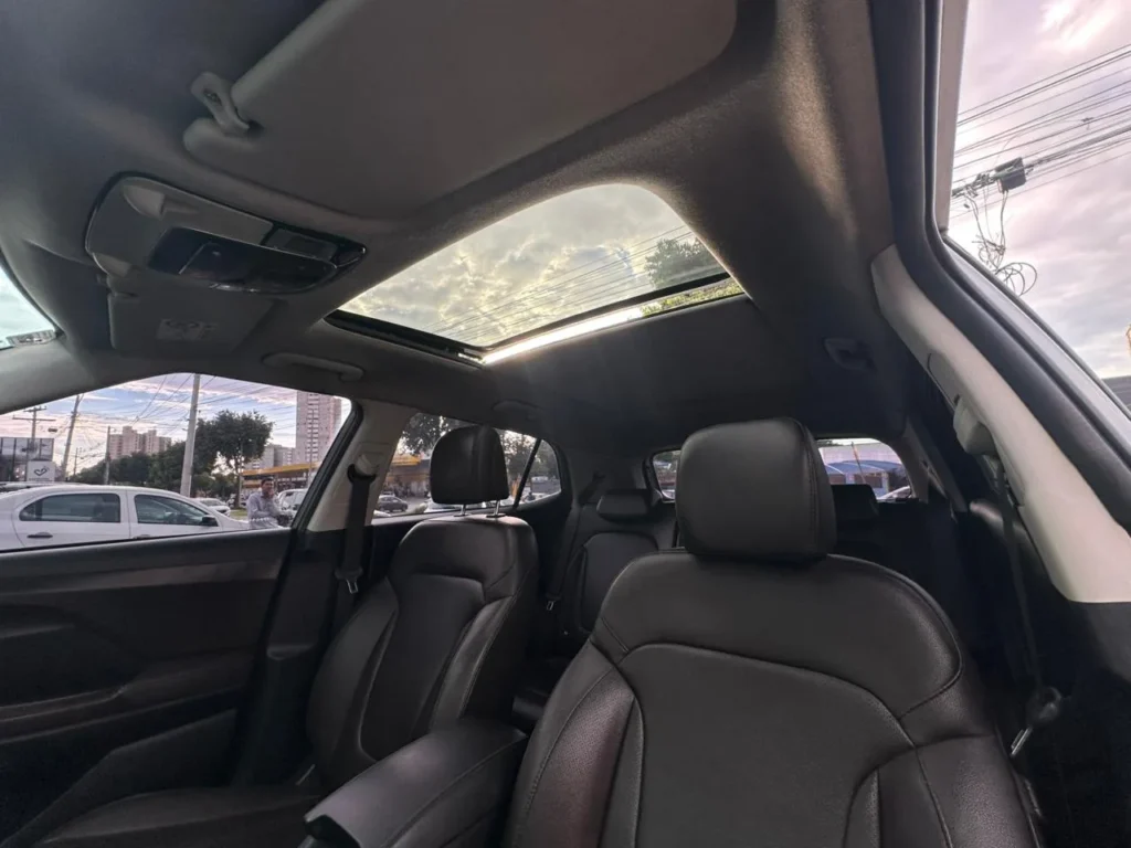 Hyundai Creta Platinum seminovo à venda na Venâncio Veículos em Goiânia