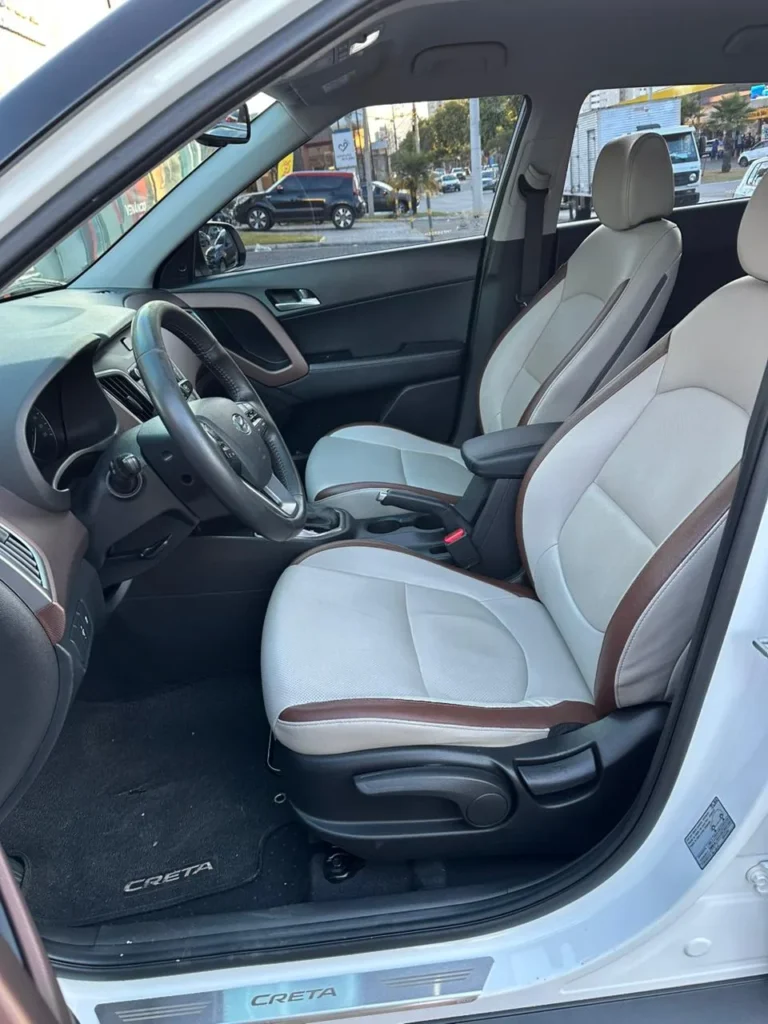 Hyundai Creta Prestige seminovo à venda na Venâncio Veículos em Goiânia