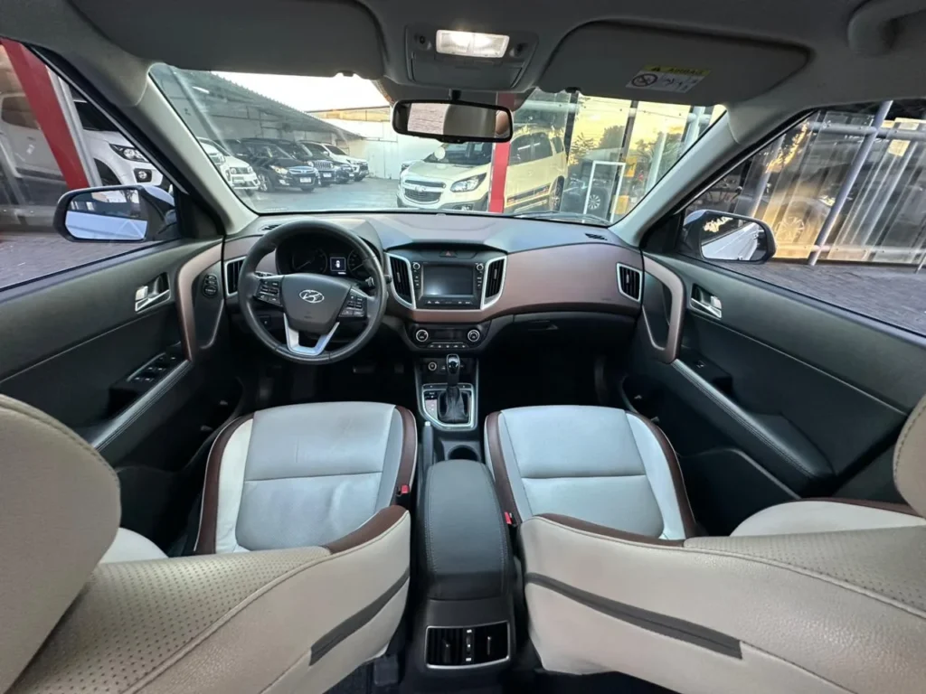 Hyundai Creta Prestige seminovo à venda na Venâncio Veículos em Goiânia