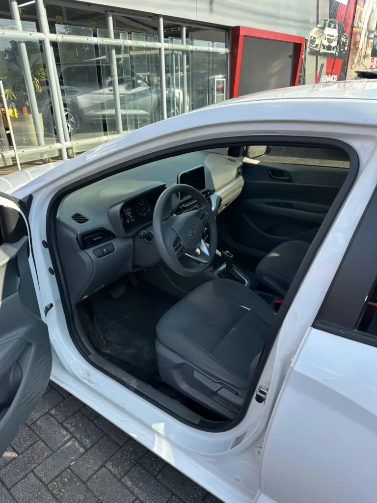 Hyundai HB20 Comfort seminovo à venda na Venâncio Veículos em Goiânia