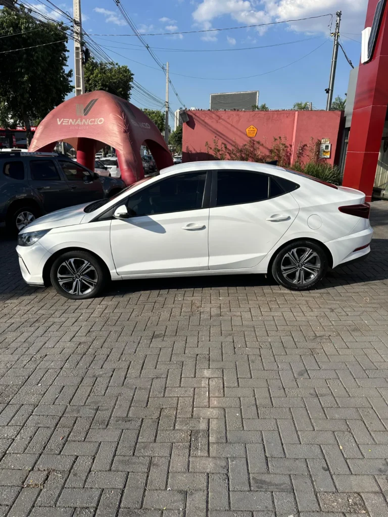 Hyundai HB20 Comfort seminovo à venda na Venâncio Veículos em Goiânia