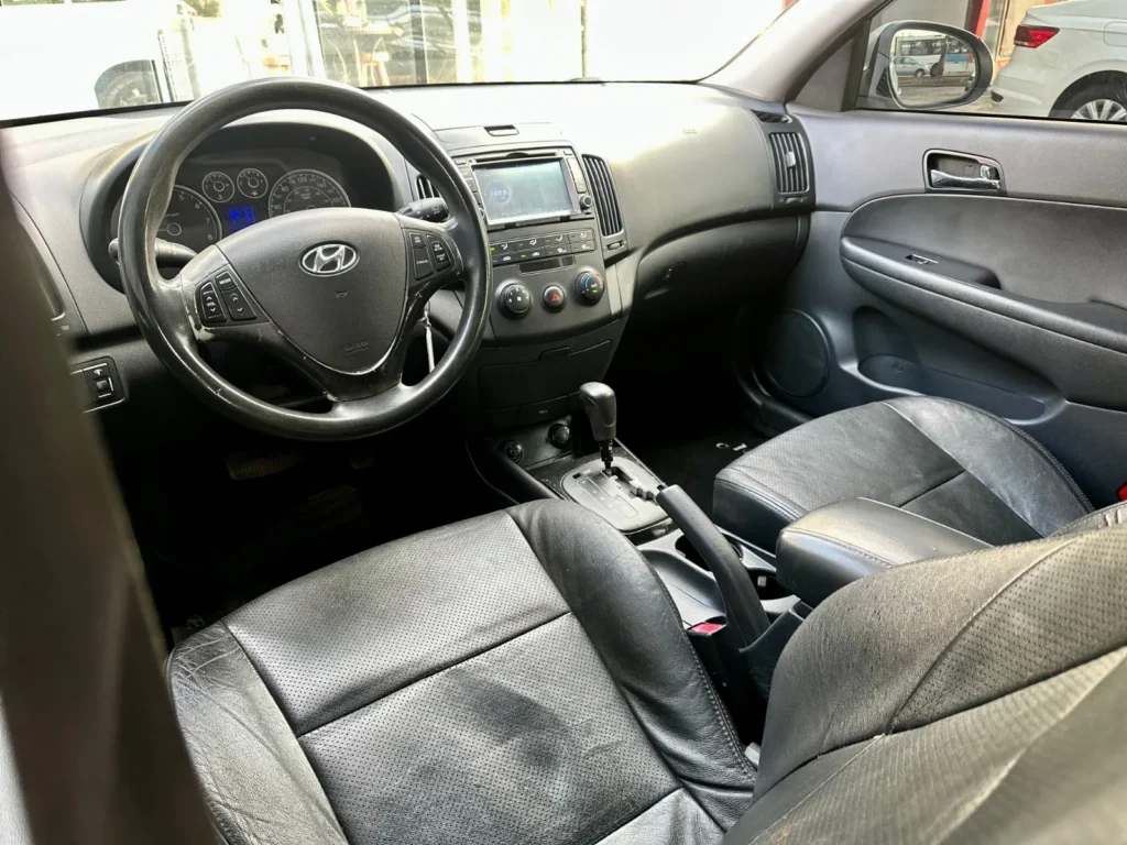 Hyundai I30 2.0 seminovo à venda na Venâncio Veículos em Goiânia