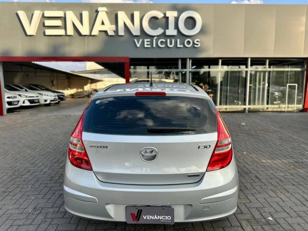 Hyundai I30 2.0 seminovo à venda na Venâncio Veículos em Goiânia