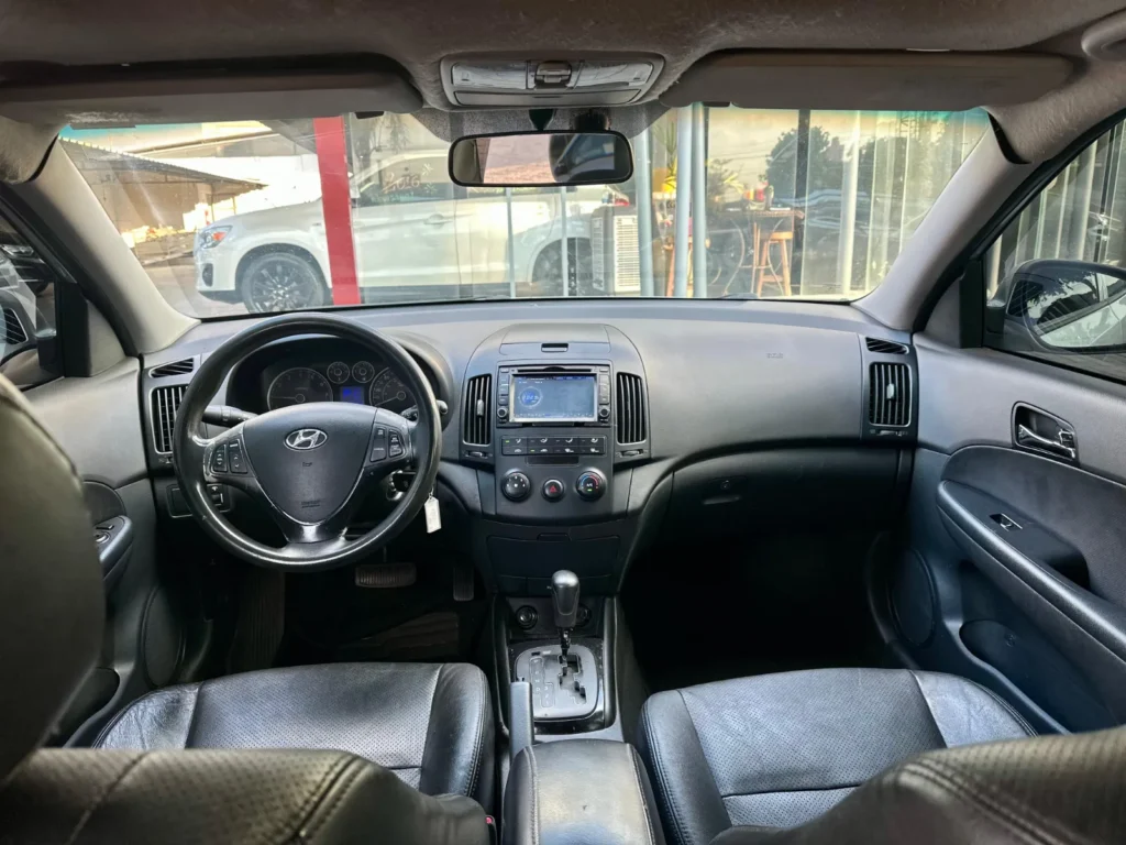 Hyundai I30 2.0 seminovo à venda na Venâncio Veículos em Goiânia