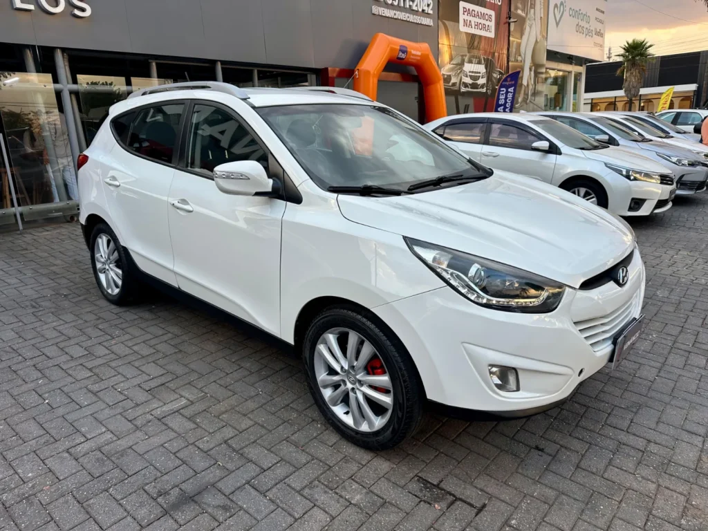 Hyundai IX35 B seminovo à venda na Venâncio Veículos em Goiânia
