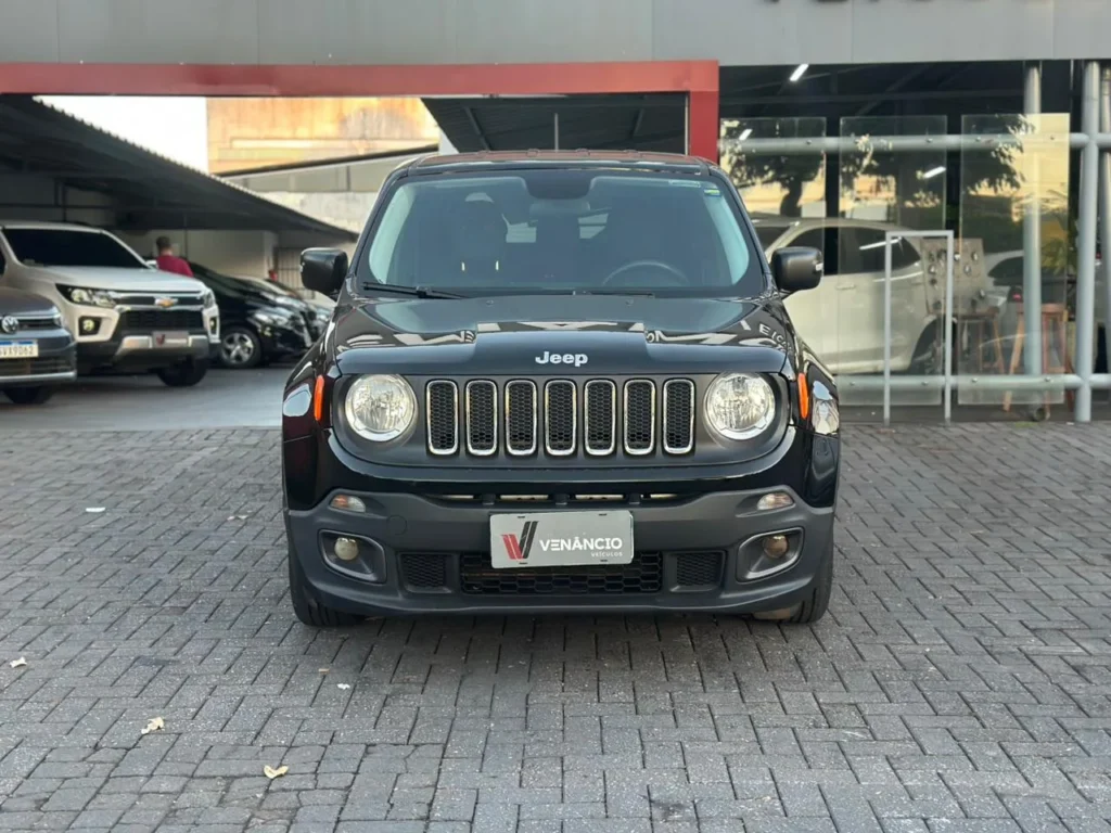 Jeep Renegade 1.3 Turbo seminovo à venda na Venâncio Veículos em Goiânia