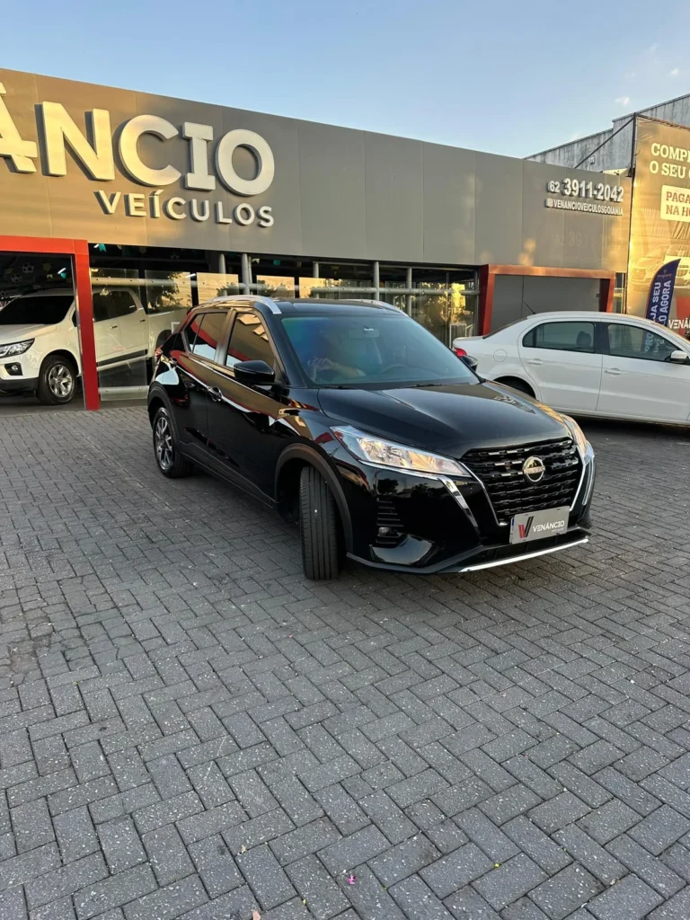 Nissan Kicks Sense seminovo à venda na Venâncio Veículos em Goiânia