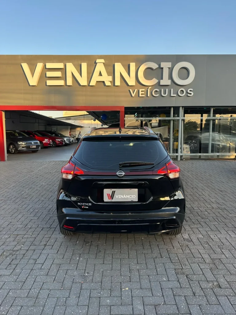 Nissan Kicks Sense seminovo à venda na Venâncio Veículos em Goiânia