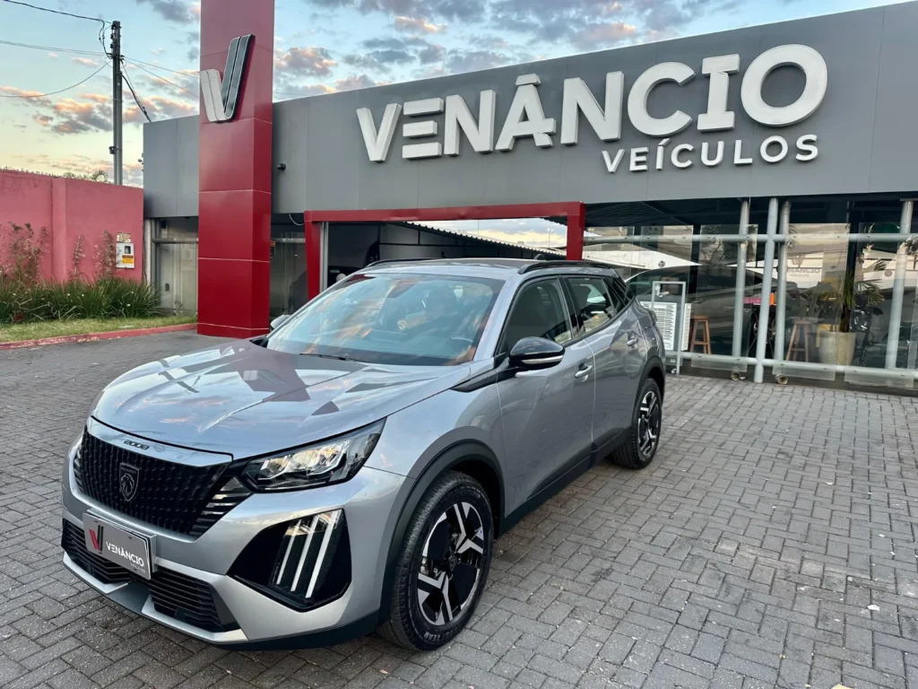 Peugeot 2008 Act T200 seminovo à venda na Venâncio Veículos em Goiânia