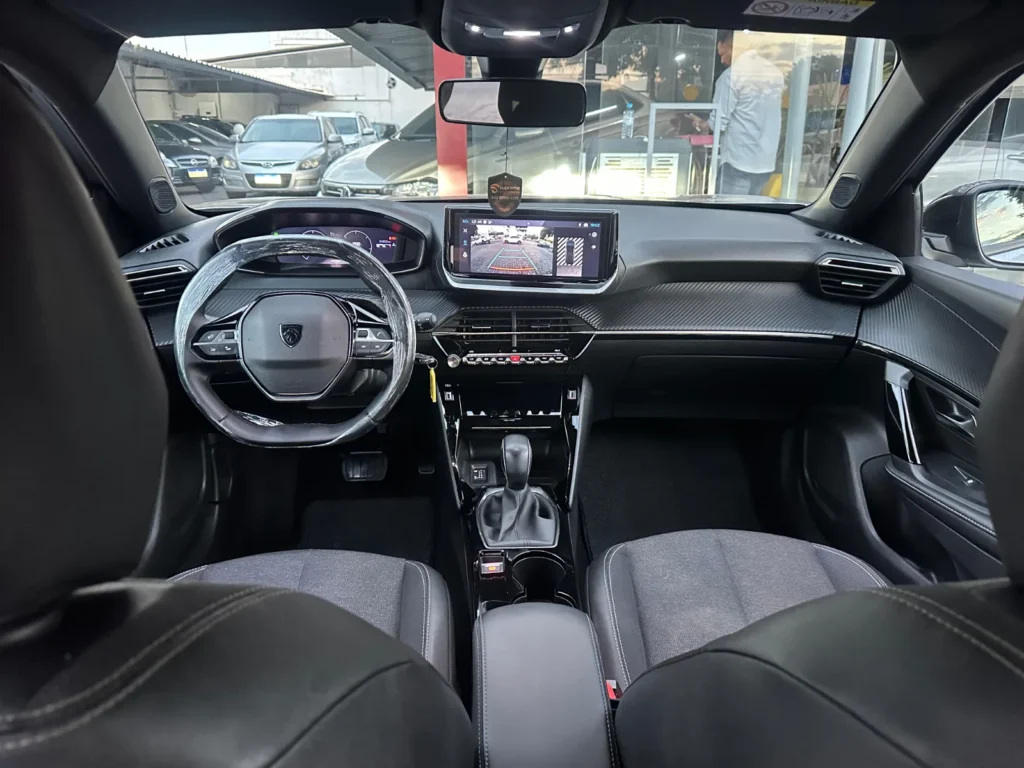 Peugeot 2008 Act T200 seminovo à venda na Venâncio Veículos em Goiânia
