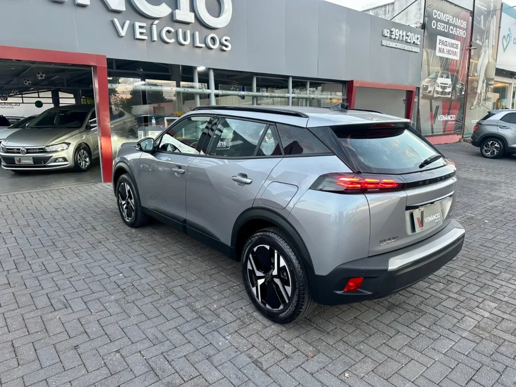 Peugeot 2008 Act T200 seminovo à venda na Venâncio Veículos em Goiânia
