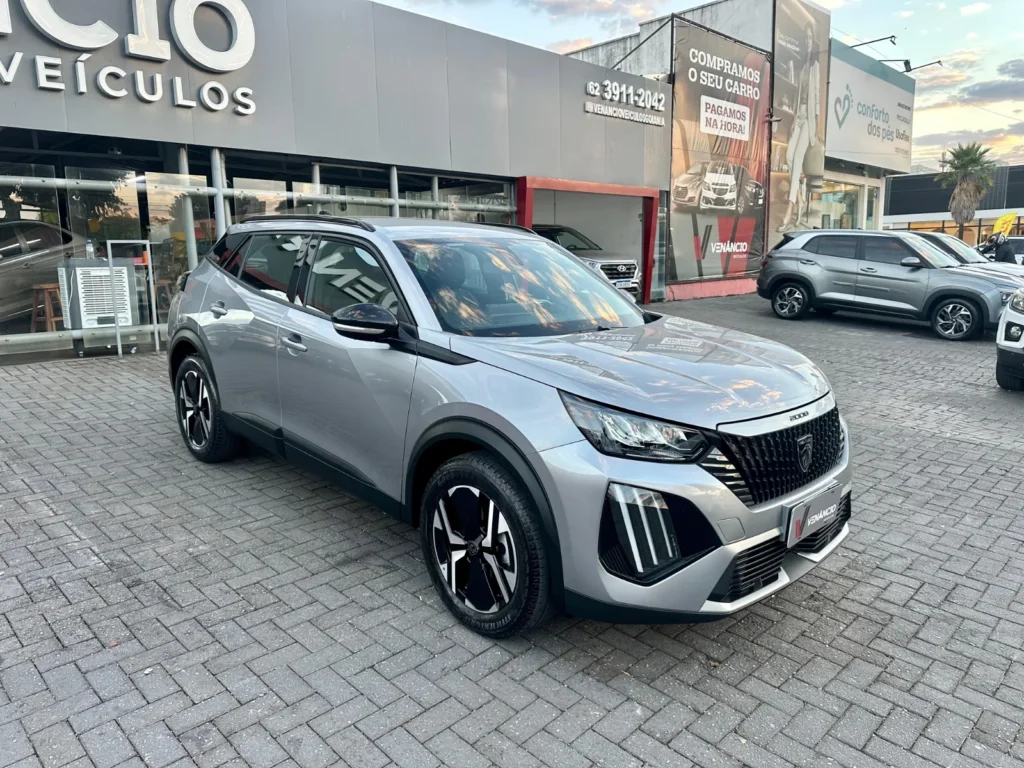 Peugeot 2008 Act T200 seminovo à venda na Venâncio Veículos em Goiânia