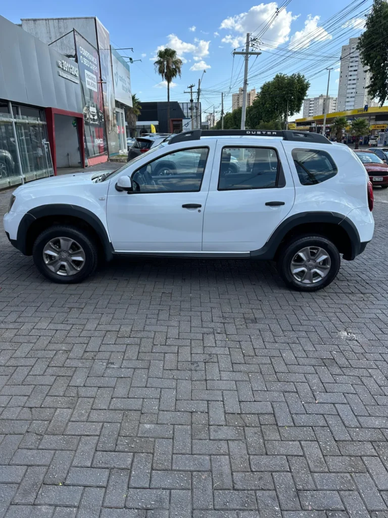 RENAULT Duster CVT seminovo à venda na Venâncio Veículos em Goiânia