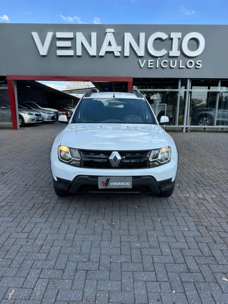 RENAULT Duster CVT seminovo à venda na Venâncio Veículos em Goiânia