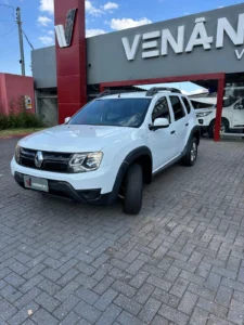 Duster CVT usado à venda na Venâncio Veículos em Goiânia