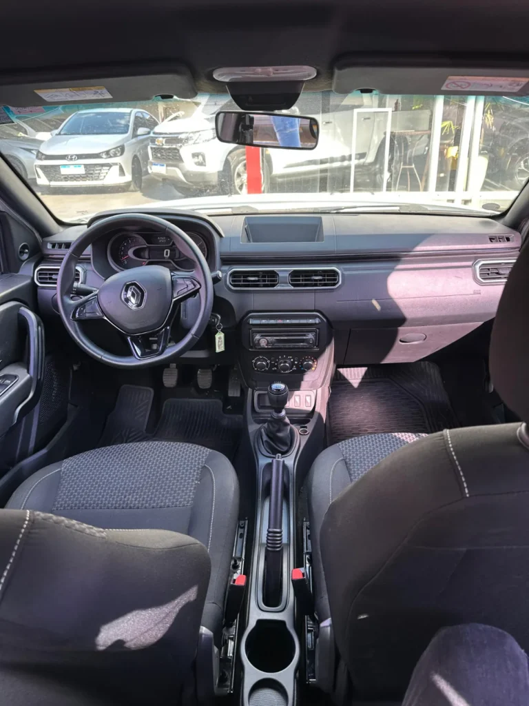RENAULT Oroch Pro seminovo à venda na Venâncio Veículos em Goiânia