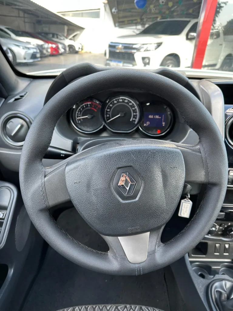 RENAULT Oroch Pro seminovo à venda na Venâncio Veículos em Goiânia