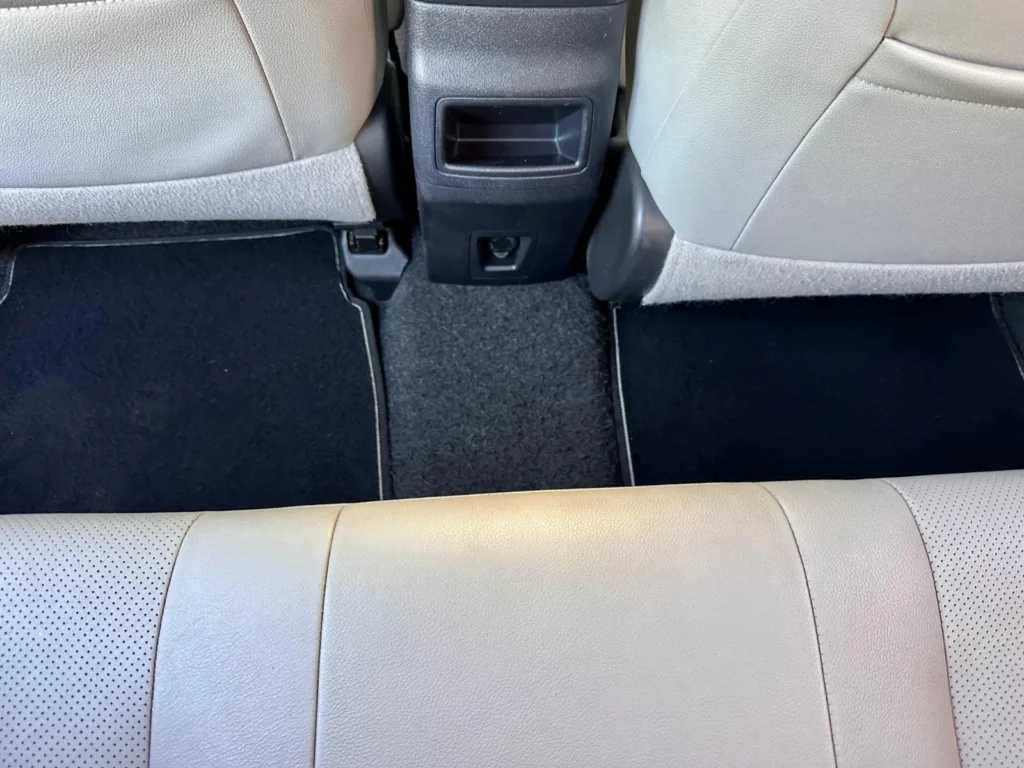Toyota Corolla XEI 2.0 seminovo à venda na Venâncio Veículos em Goiânia