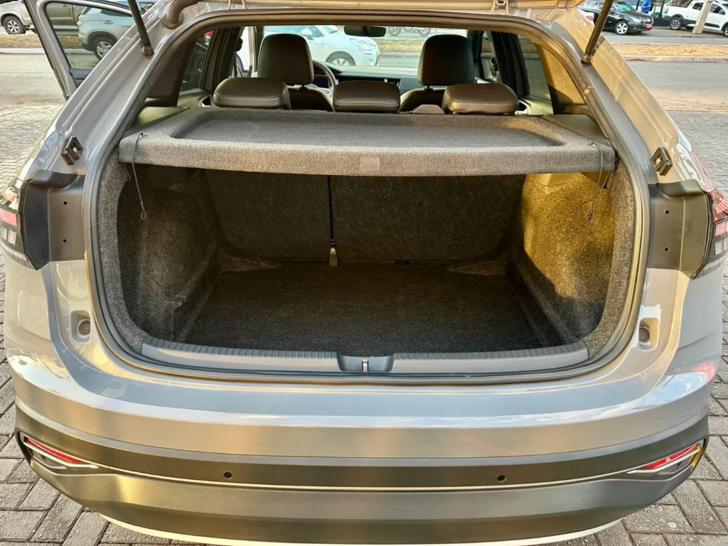 Volkswagen Nivus HL TSI seminovo à venda na Venâncio Veículos em Goiânia