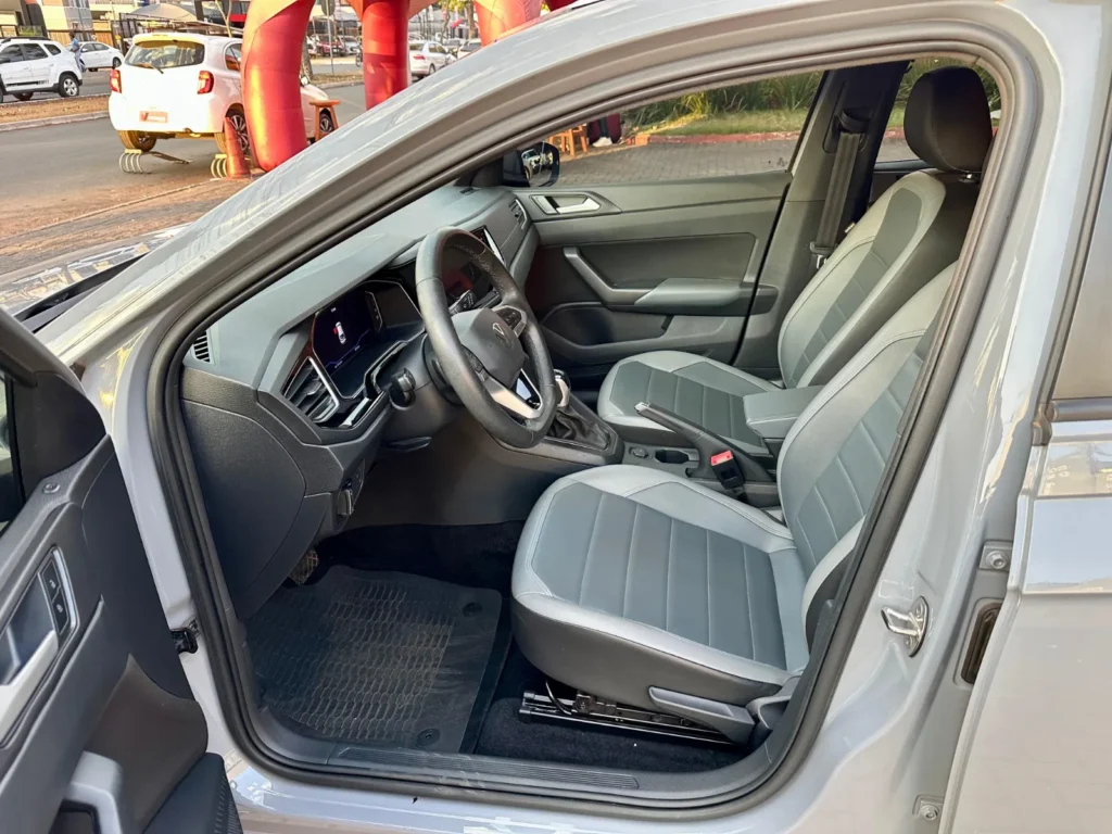 Volkswagen Nivus HL TSI seminovo à venda na Venâncio Veículos em Goiânia