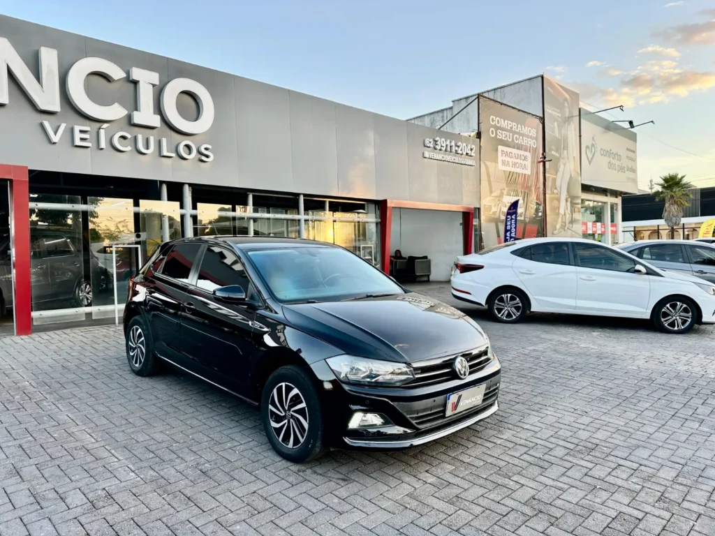Volkswagen Polo HL AD seminovo à venda na Venâncio Veículos em Goiânia