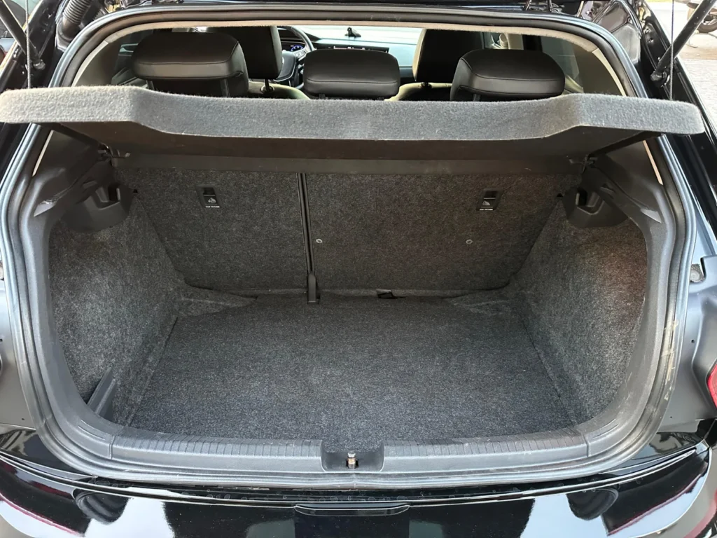 Volkswagen Polo HL AD seminovo à venda na Venâncio Veículos em Goiânia