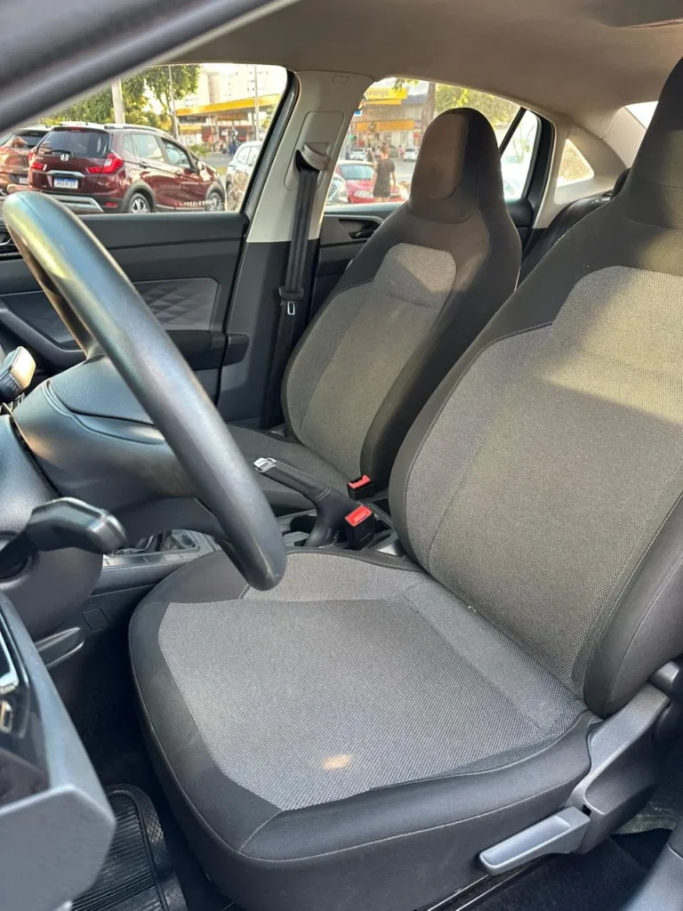 Volkswagen Virtus MB seminovo à venda na Venâncio Veículos em Goiânia
