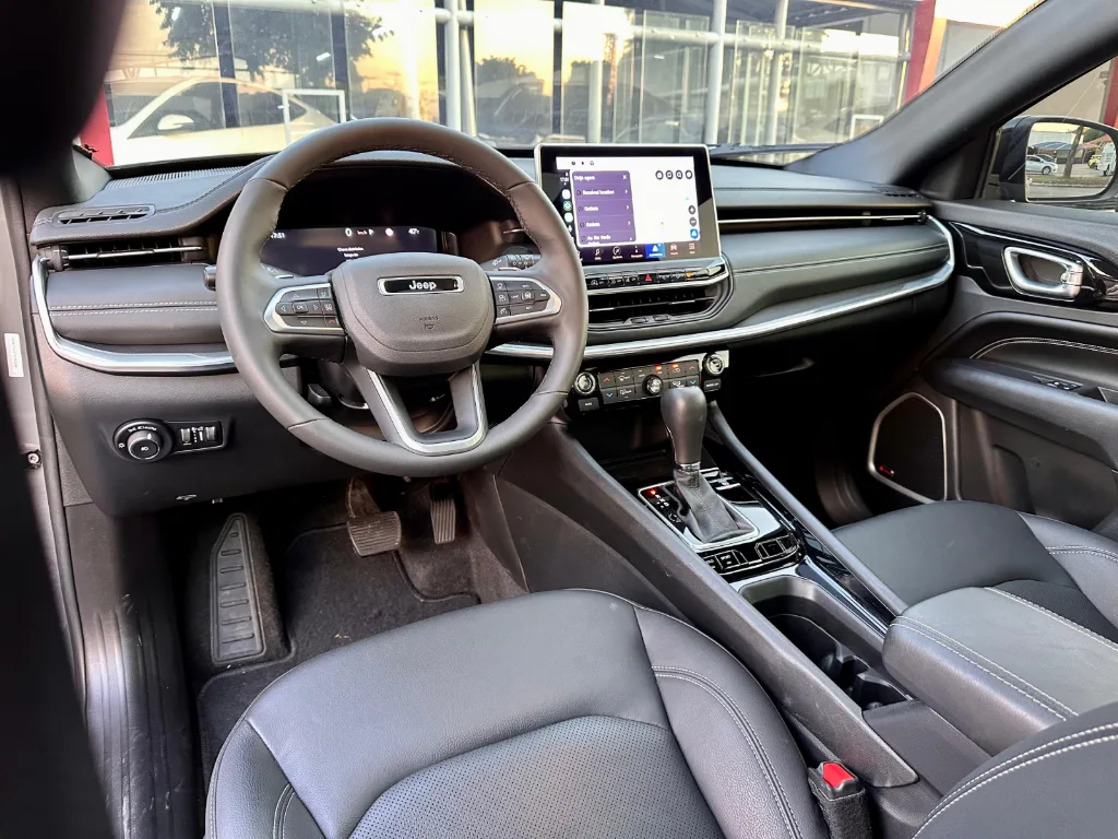 Jeep Compass Serie S Serie S seminovo à venda na Venâncio Veículos em Goiânia