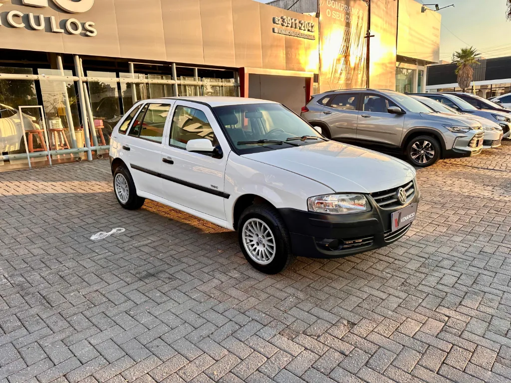 Volkswagen Gol G4 seminovo à venda na Venâncio Veículos em Goiânia