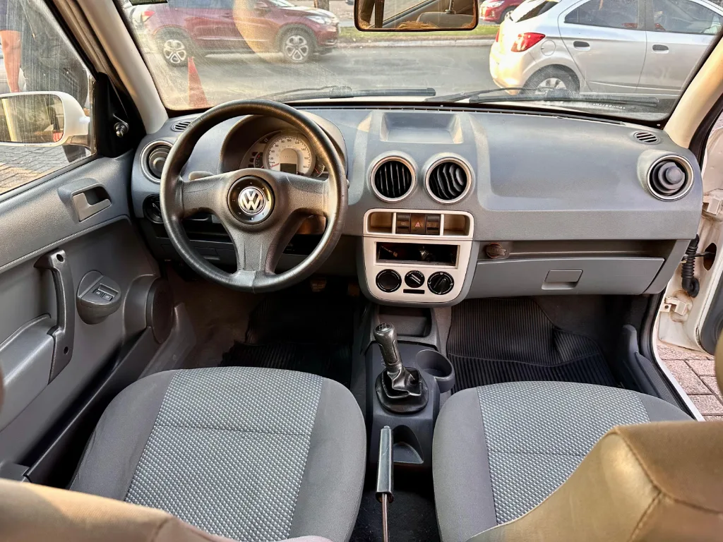 Volkswagen Gol G4 seminovo à venda na Venâncio Veículos em Goiânia
