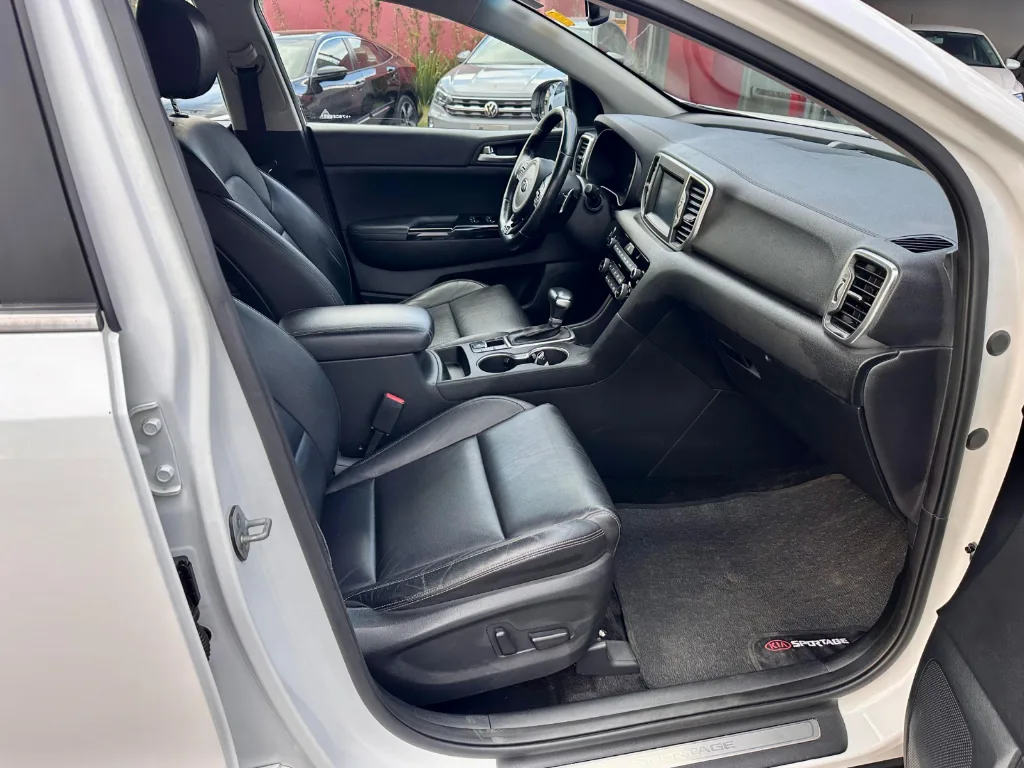 KIA Sportage EX2 seminovo à venda na Venâncio Veículos em Goiânia